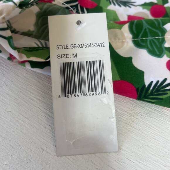 Cassandra O Holiday Print Scrub Top Shirt Womens Medium Red Green New - Picture 9 of 10
